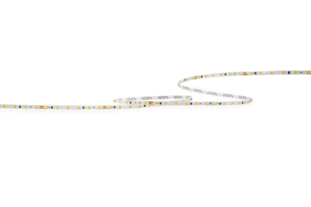 Гибкая светодиодная лента Synergy 21 LED Flex Strip 2022 120 SWW DC24V 24W SLIM IP20 в виде плавной S-образной линии на
