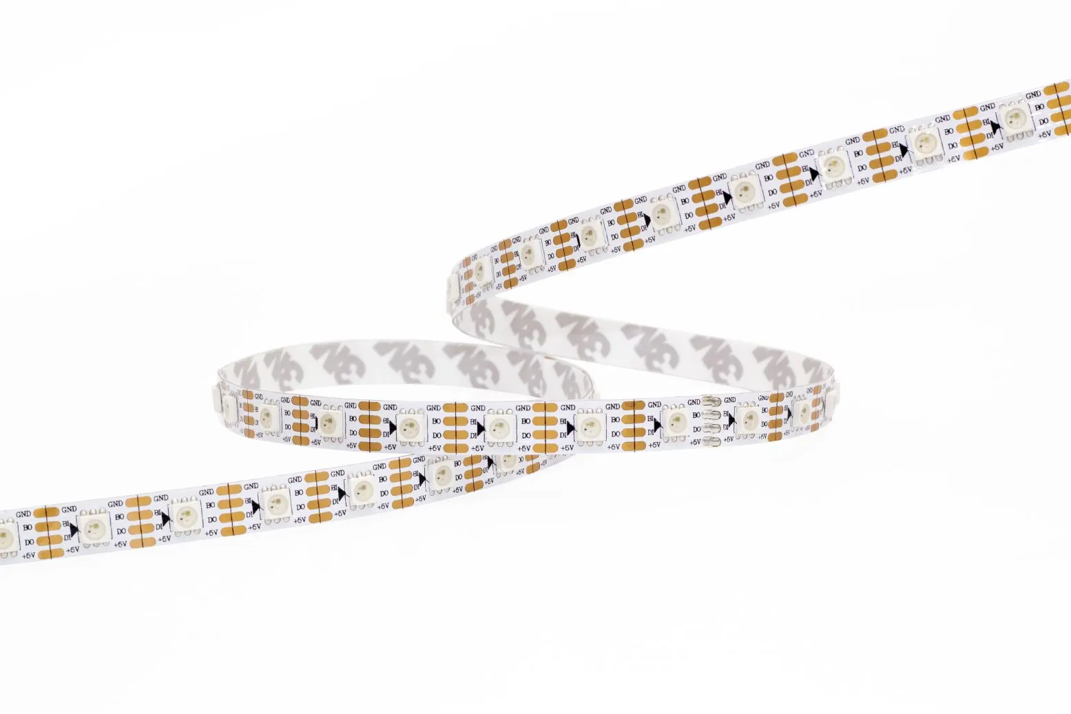 Гибкая светодиодная лента Synergy 21 LED Flex Strip 5050 60 RGB пикселей WS2813B DC5V IP20 в S-образной форме на белом фоне