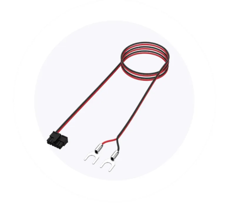 Teltonika Power Cable mit Klemmanschlüssen, rot-schwarz-graues Flachbandkabel mit schwarzer Rechteckstecker und silbernen