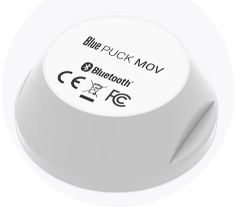 Teltonika Blue Puck MOV Bluetooth 4.0 LE Motion Sensor, vista superior mostrando etiqueta blanca con logotipo Bluetooth y
