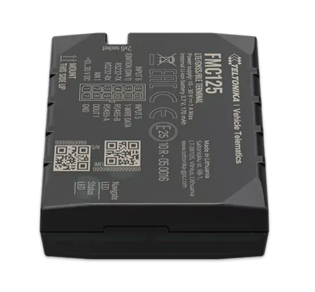Teltonika FMC125 ADVANCED Series 4G LTE Fahrzeug-GPS-Tracker mit GNSS/BLE, Ansicht von unten mit detaillierter