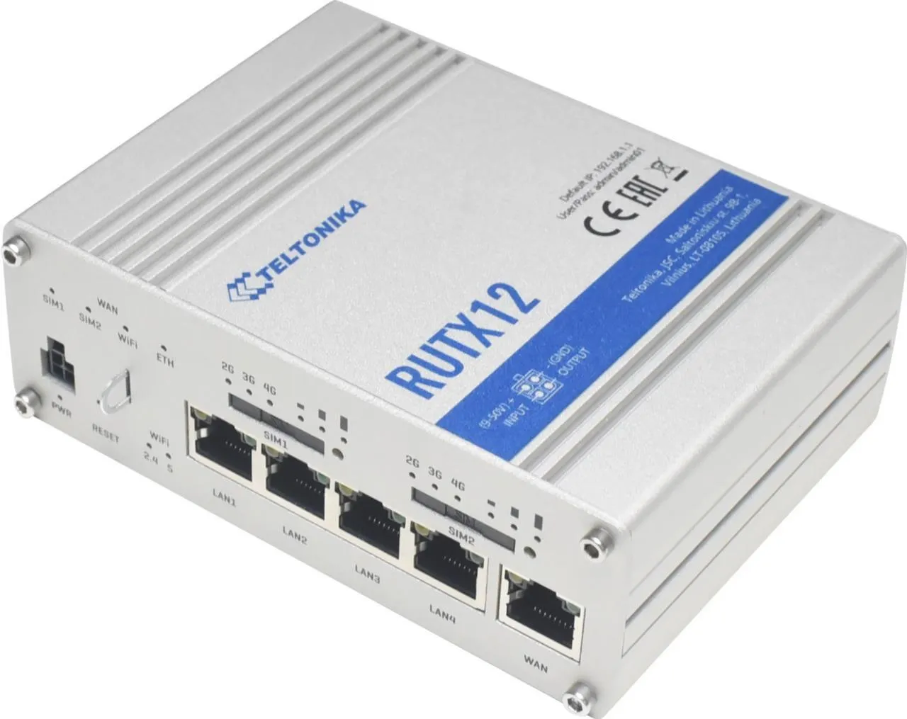 Router industriale Teltonika RUTX12 con doppia SIM LTE Cat6 e Wi-Fi dual-band, vista dall'alto in ambientazione industriale. Router industriale Teltonika RUTX12 con doppia SIM LTE Cat6 e Wi-Fi dual-band, vista dall'alto in ambientazione industriale.