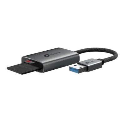 Lector de tarjetas TP-Link UA430 USB-C a SD y microSD con cable trenzado negro y tarjeta SD parcialmente insertada en Lector de tarjetas TP-Link UA430 USB-C a SD y microSD con cable trenzado negro y tarjeta SD parcialmente insertada en