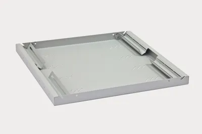Triton 19"zbh. Zwischenboden, 650mm, vorn/hinten, Schwarz