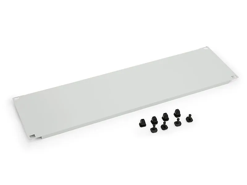 Triton 19"zbh. Blindplatte, 4HE, Schwarz, mit Kunststoffstöpsel