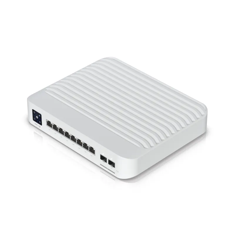 Ubiquiti UniFi Switch USW-Pro-8-POE 120W с 8 портами PoE++ и 2 SFP+ на белом фоне с индикаторами состояния.