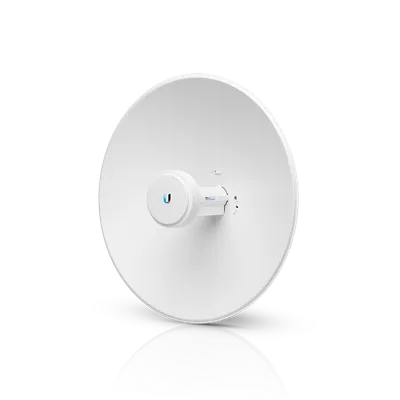 Antenna Ubiquiti PowerBeam AC 400mm 2,4 GHz 25dBi, parabola bianca con modulo radio centrale e logo blu, montata come CPE Antenna Ubiquiti PowerBeam AC 400mm 2,4 GHz 25dBi, parabola bianca con modulo radio centrale e logo blu, montata come CPE