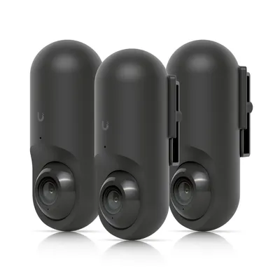 Ubiquiti UniFi Flex Pro Halterung Schwarz 3er-Pack mit drei schwarzen Flex-Kameras G3/G5 in Reihe vor weißem Hintergrund. Ubiquiti UniFi Flex Pro Halterung Schwarz 3er-Pack mit drei schwarzen Flex-Kameras G3/G5 in Reihe vor weißem Hintergrund.