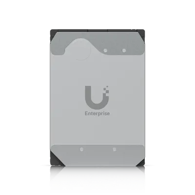 Ubiquiti Enterprise 3,5-Zoll-Festplatte 24TB mit silbernem Gehäuse und U-Logo für professionelle Netzwerklösungen. Ubiquiti Enterprise 3,5-Zoll-Festplatte 24TB mit silbernem Gehäuse und U-Logo für professionelle Netzwerklösungen.