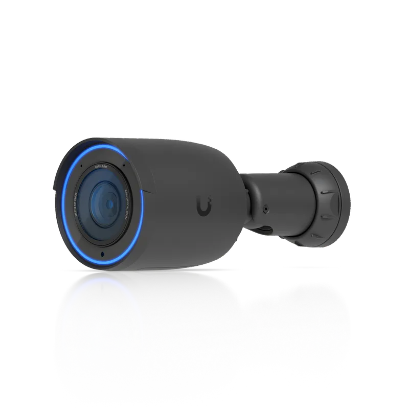 Ubiquiti UVC-G6-Pro-Bullet schwarze Überwachungskamera mit blauem LED-Ring und 7,5-fach optischem Zoom in Schrägansicht.